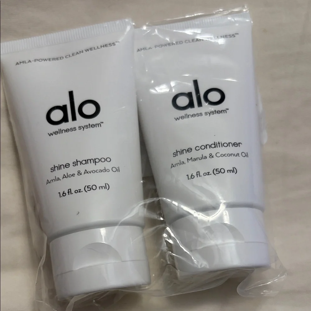 NEW Alo Shine & Strength Hair Duo